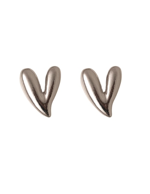 Aretes cortos de corazón
