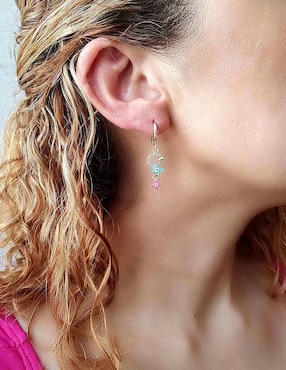 Aretes huggies de mariposa Mashala acabado esmaltado