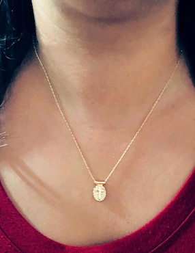 Collar con dije de cruz Mashala de baño de oro 14 K