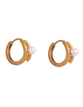 Aretes Huggies Girondela con acabado chapa de oro 18 K perla