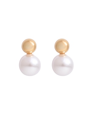 Aretes cortos Girondela con acabado chapa de oro 18 K perla