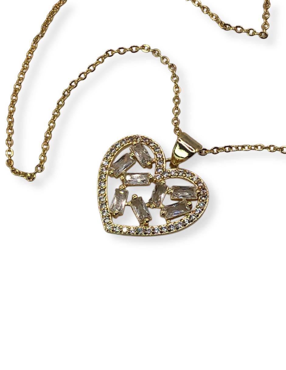 Collar con dije de corazón de baño de oro 14 K 2