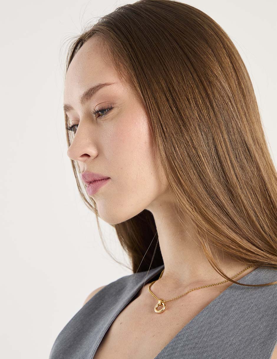 Collar con dije 18 K 3