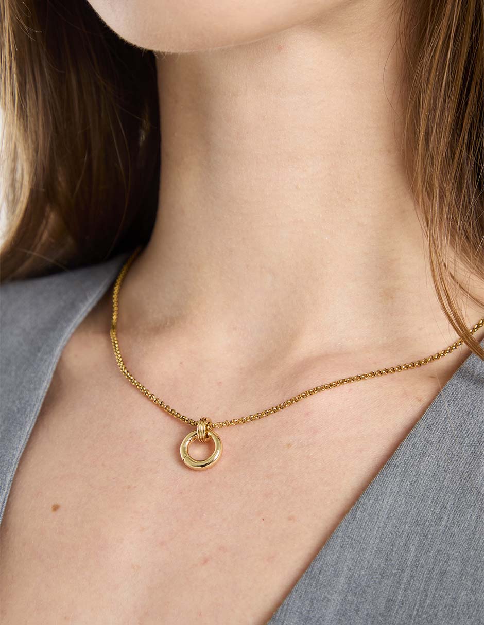 Collar con dije 18 K 4