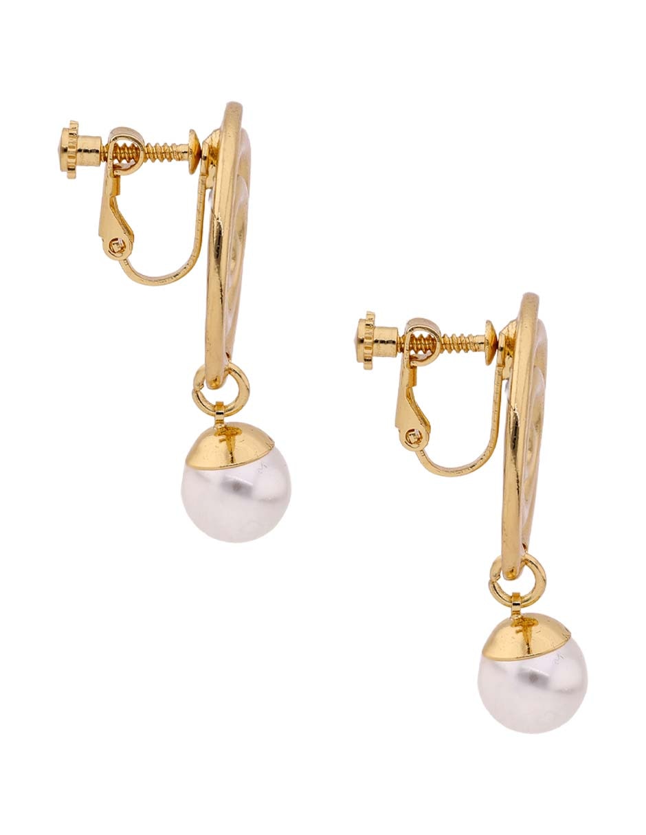 Aretes largos con acabado brillante 3