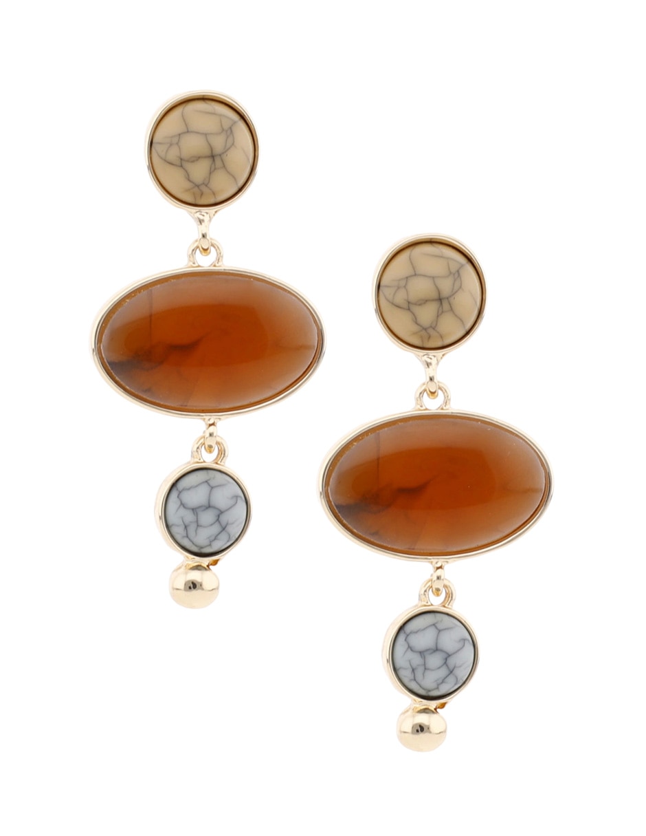 Aretes largos con acabado brillante