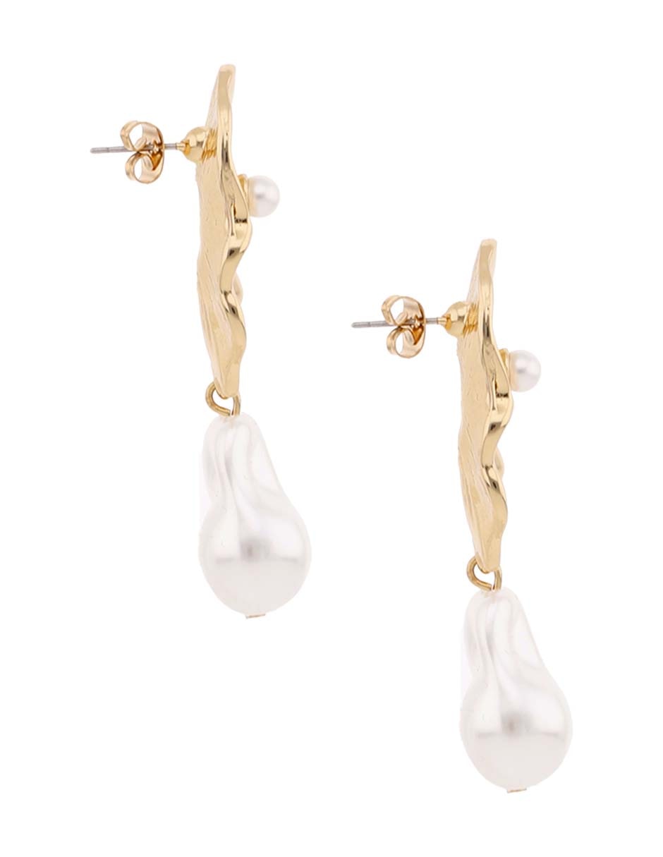 Aretes largos con acabado brillante 3