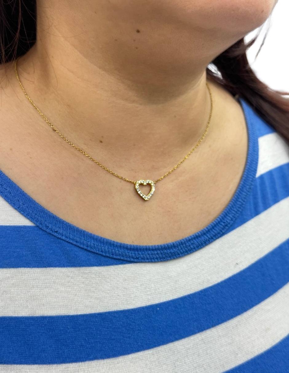 Collar de corazón con acabado baño de oro 14K 2