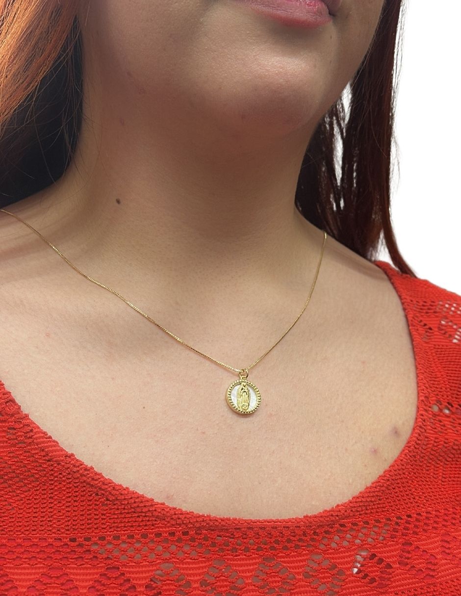 Collar ovalado con acabado baño de oro 14 K 3