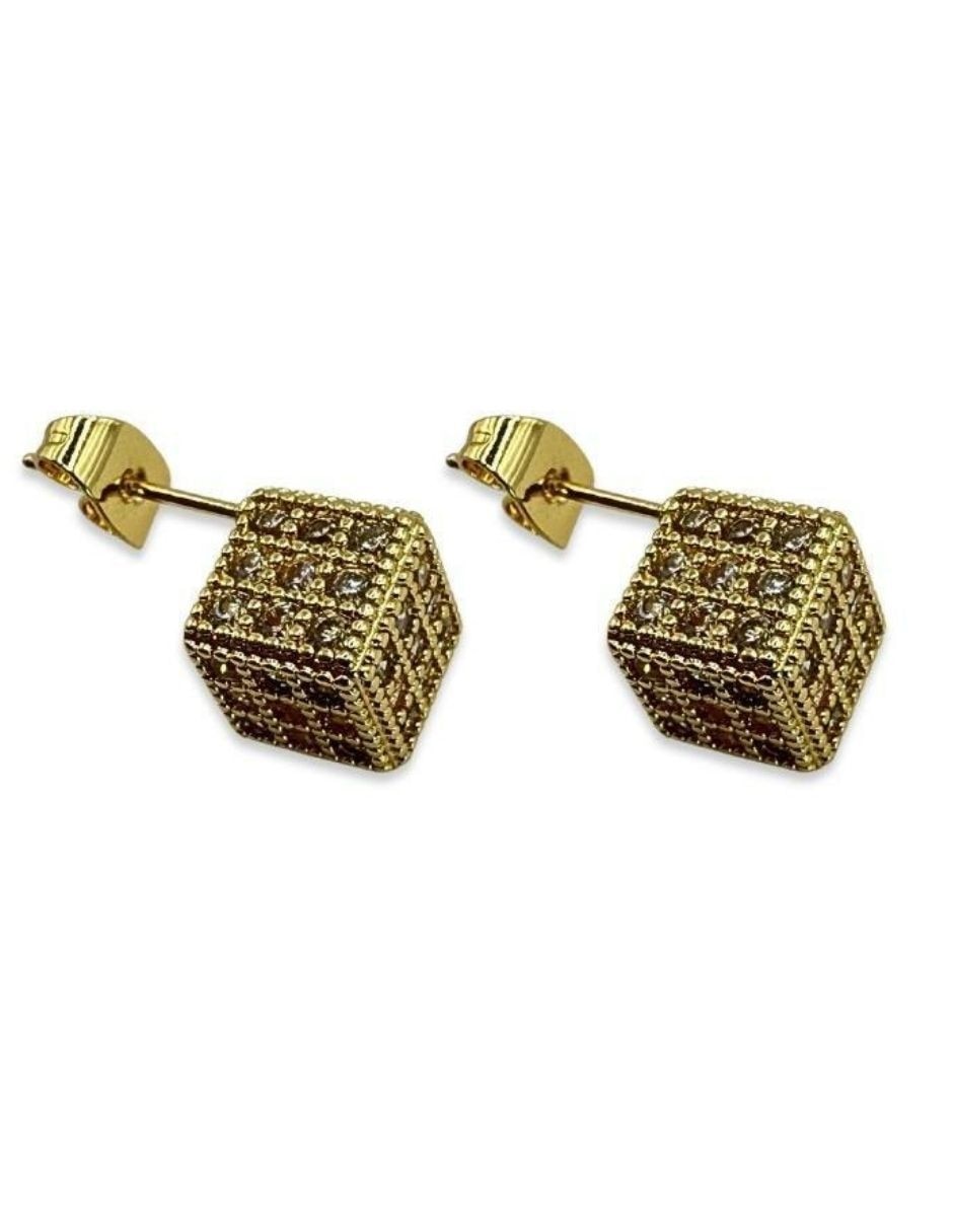 Aretes cortos de cubo con acabado baño de oro 14 K zirconia 3